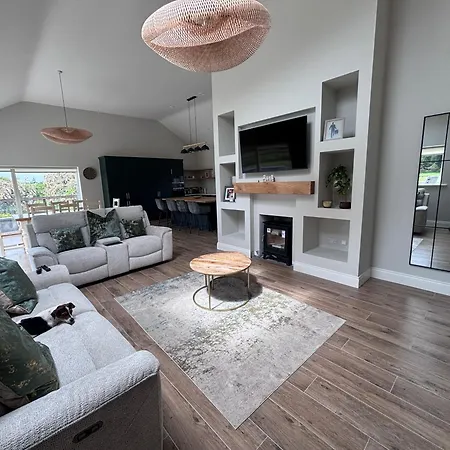 בית נופש Moate View House Ballymore Eustace